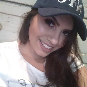 Meet your Posher, Rebeca